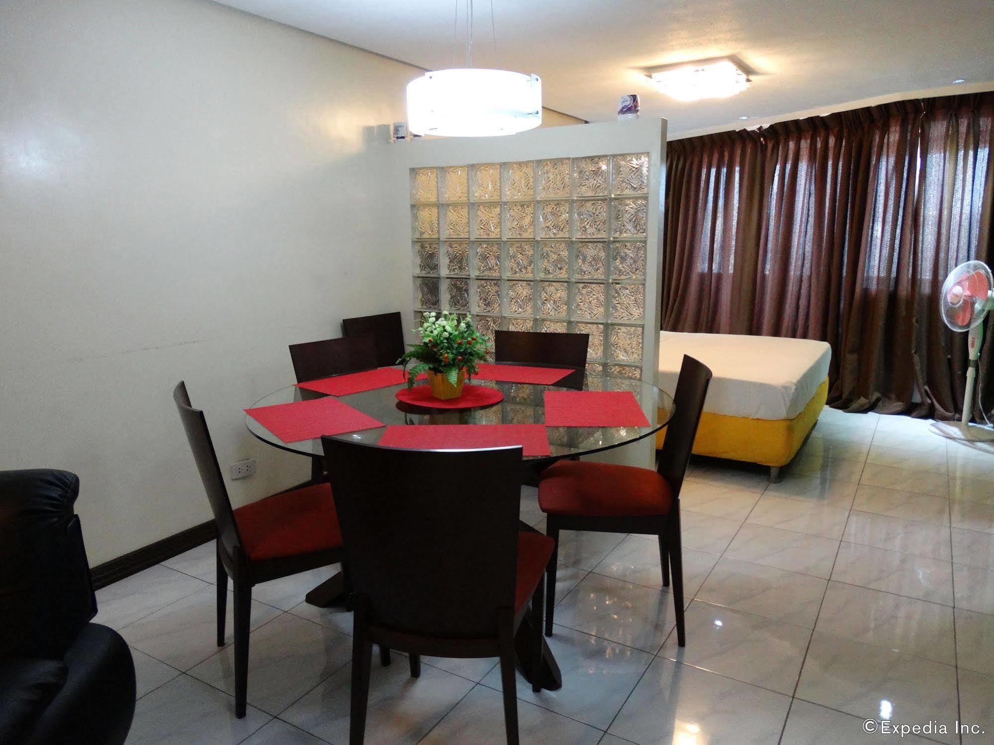 Manila Bay Serviced Apartments Eksteriør bilde